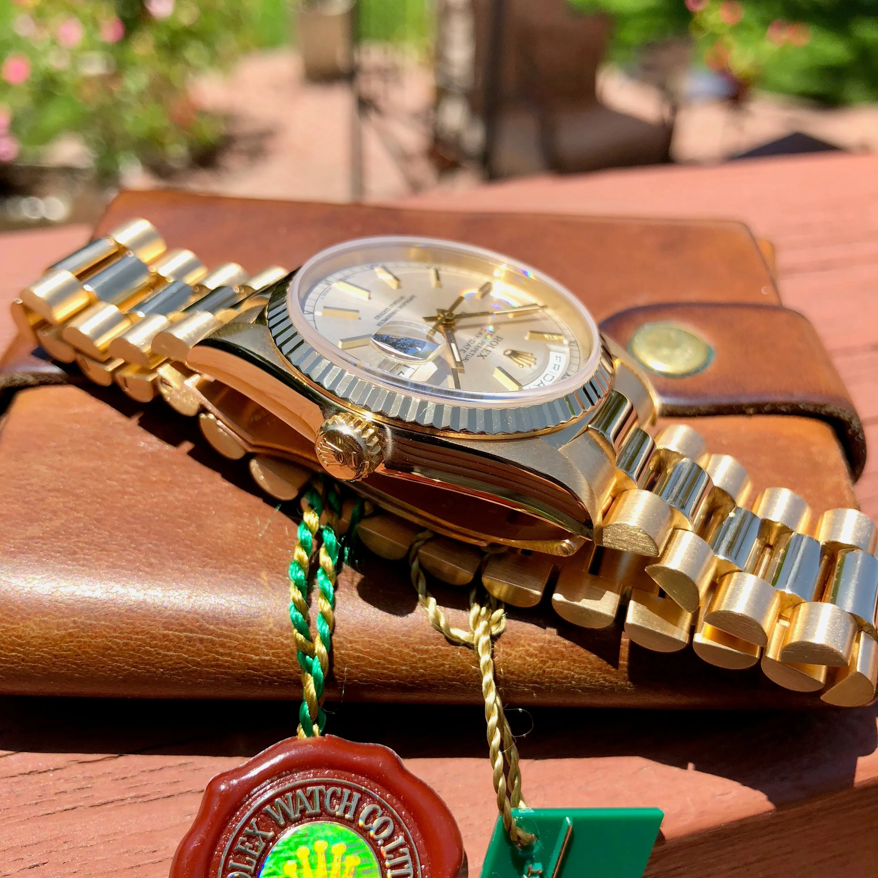 1990 Rolex President 18238 Day Date 18K Yellow Gold Silver Stick "E" Serial Box Papers MINT