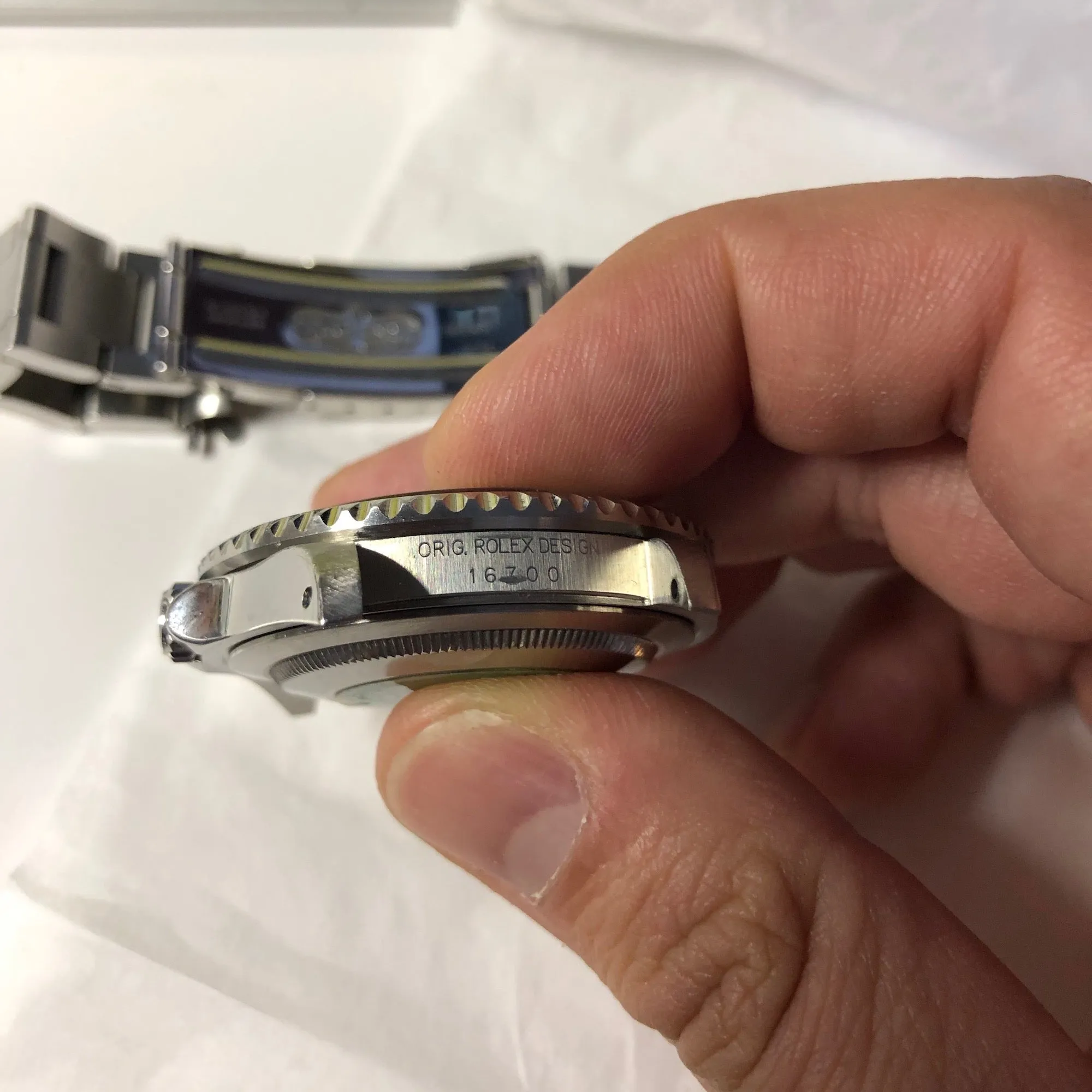 1997 Rolex GMT Master 16700 Stainless Steel Pepsi "U" Serial Caliber 3175 Wristwatch Box Papers
