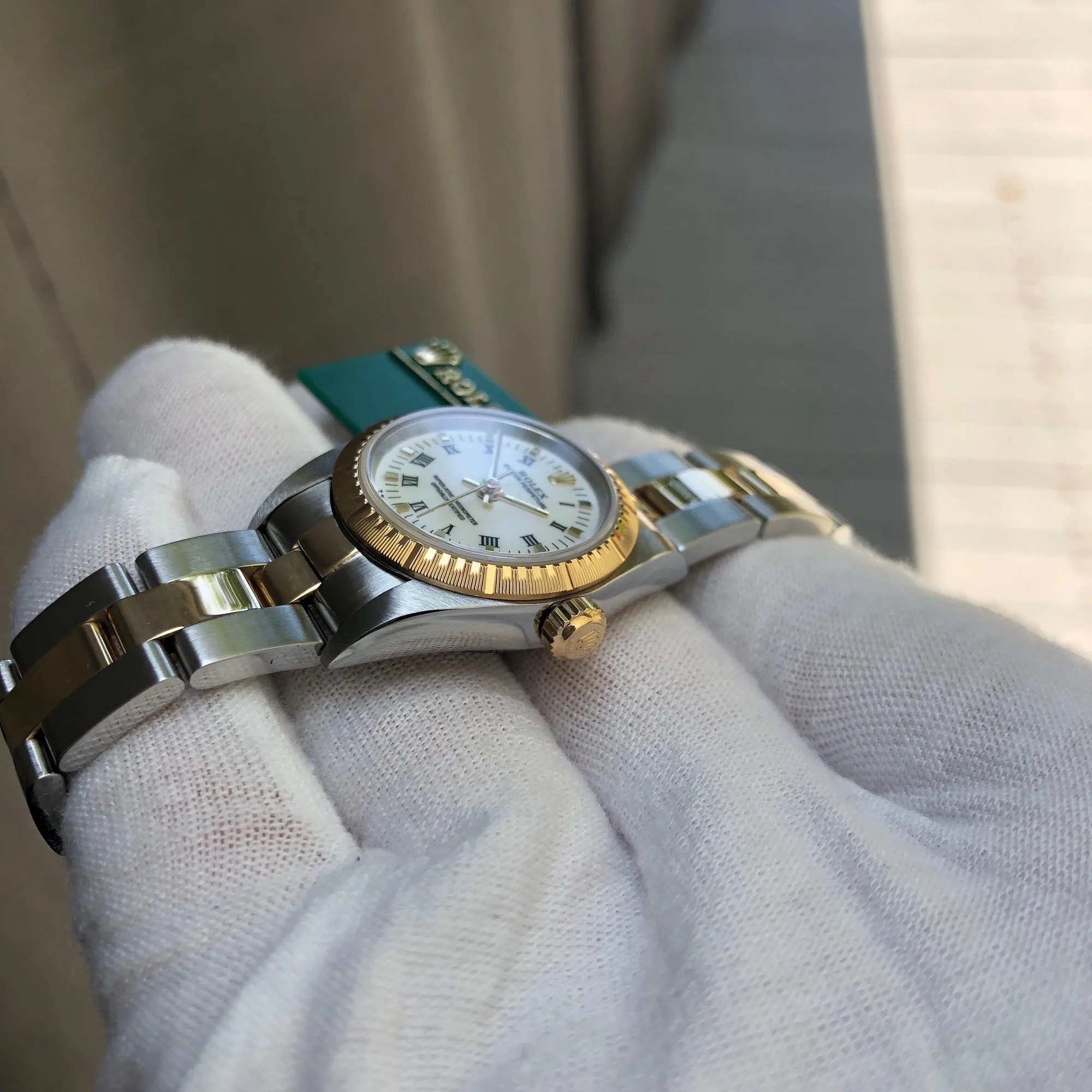 1999 Rolex Oyster Perpetual 76243 Ladies White Roman Two Tone Steel Gold Wristwatch Box Papers
