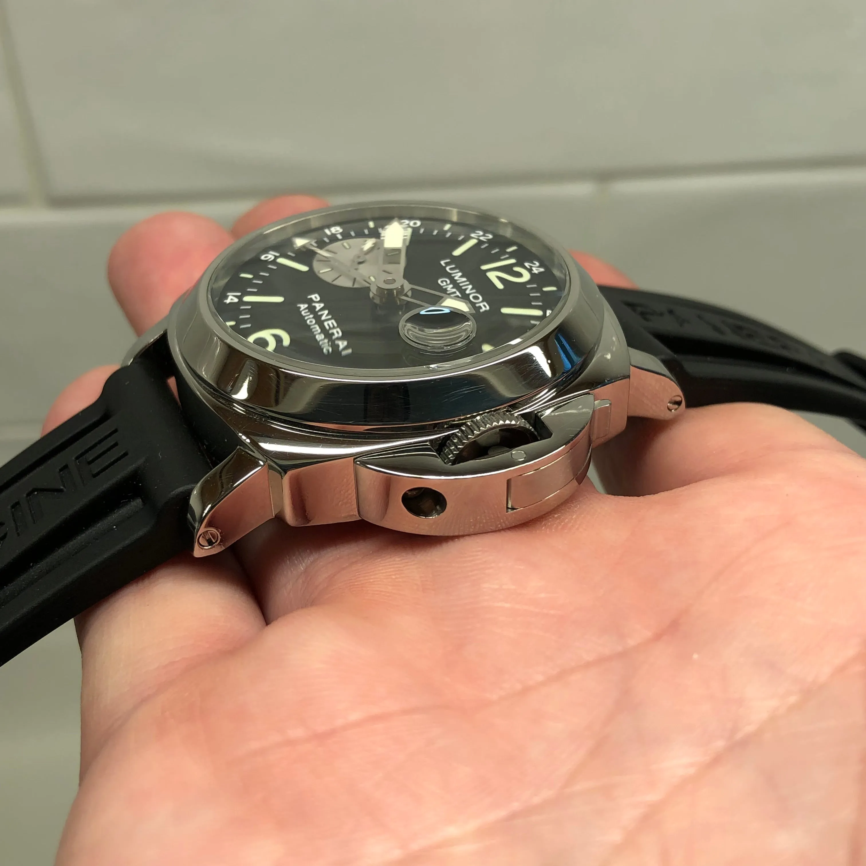 2002 Panerai Luminor GMT PAM 88 Automatic Stainless Steel 44mm Wristwatch