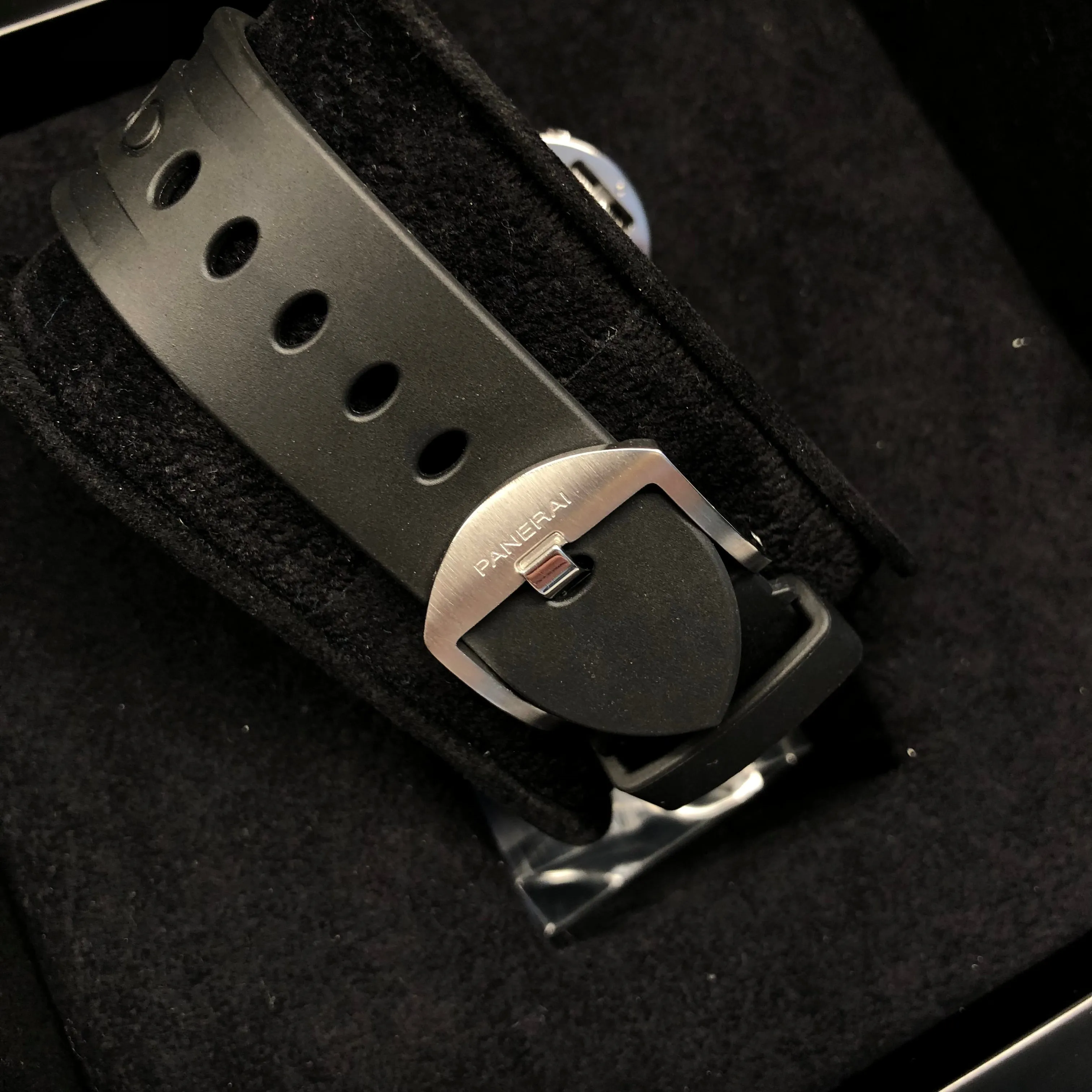 2002 Panerai Luminor GMT PAM 88 Automatic Stainless Steel 44mm Wristwatch