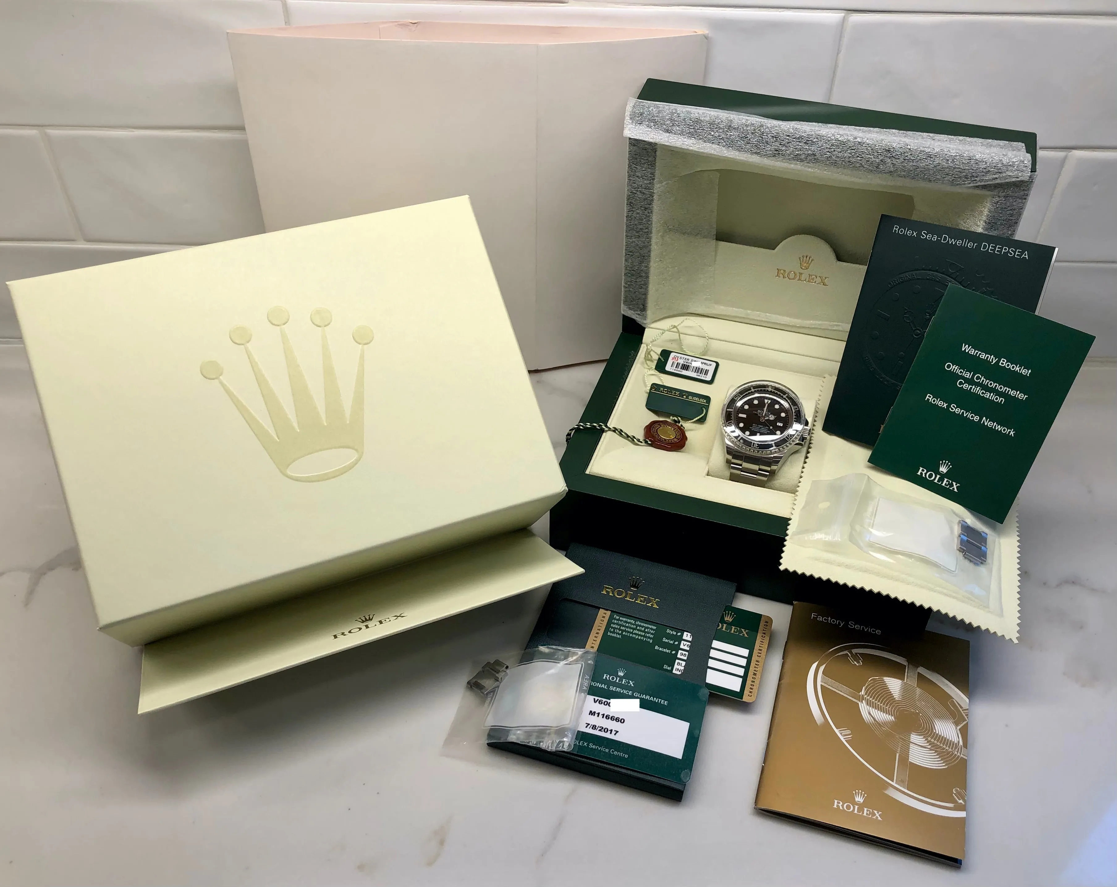 2009 Rolex SEA DWELLER DEEPSEA 116660 Ceramic Mens 44mm Automatic Wristwatch with Box and Papers