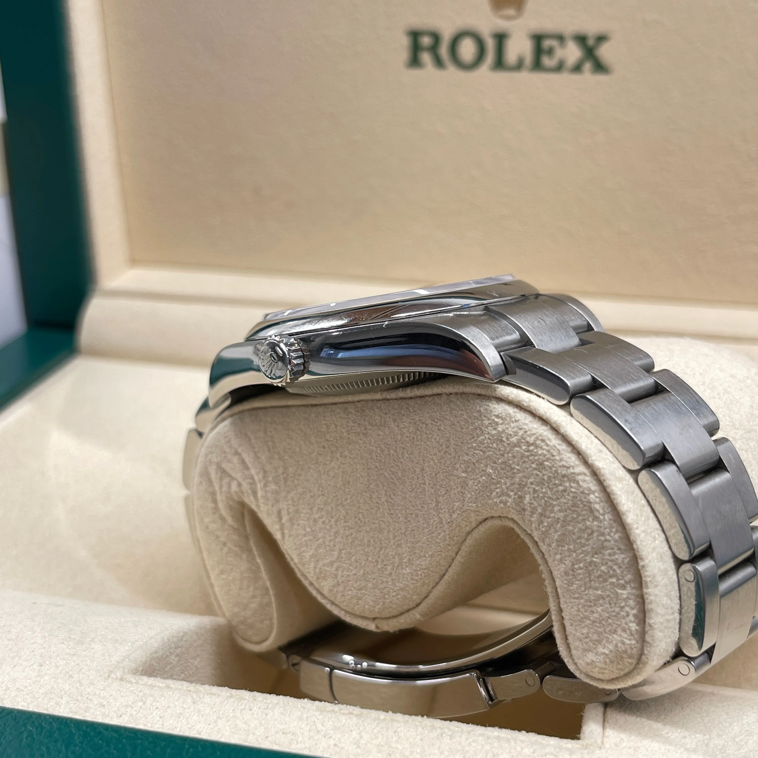 2019 Rolex Oyster Perpetual 114300 White 39mm Stainless Steel Wristwatch Box Papers