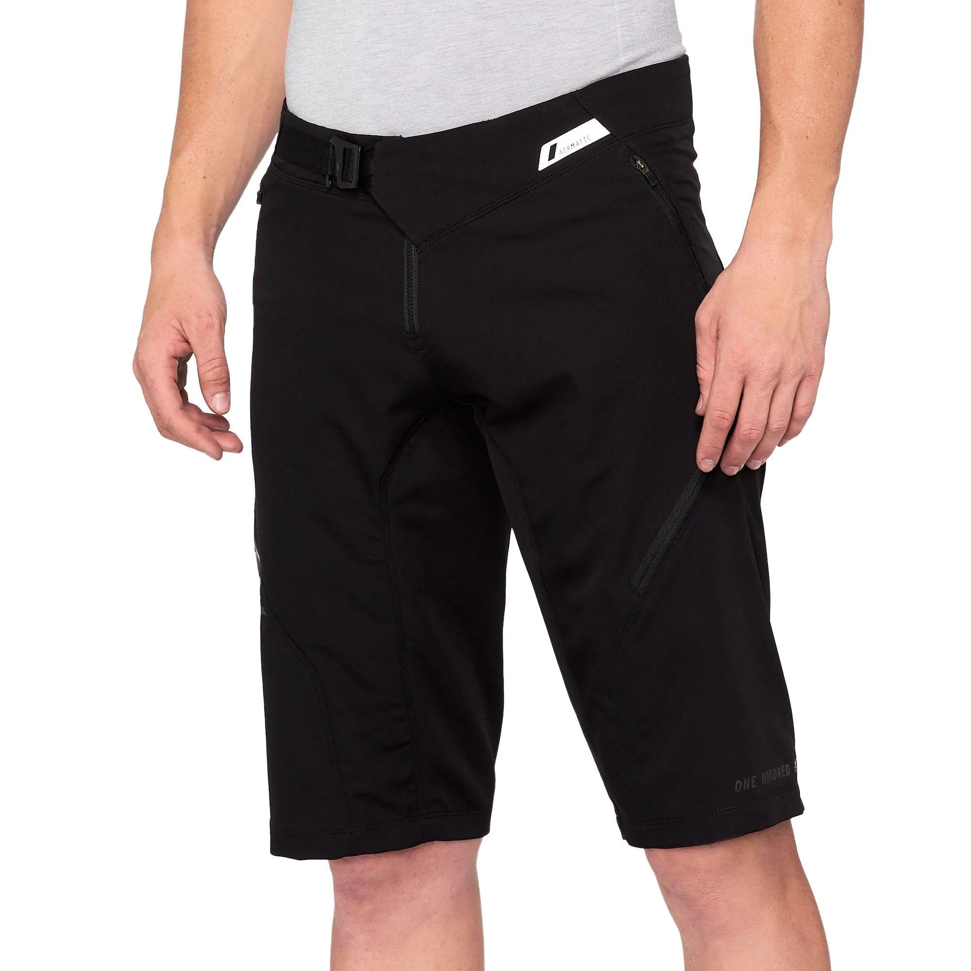 Airmatic Pant Short M