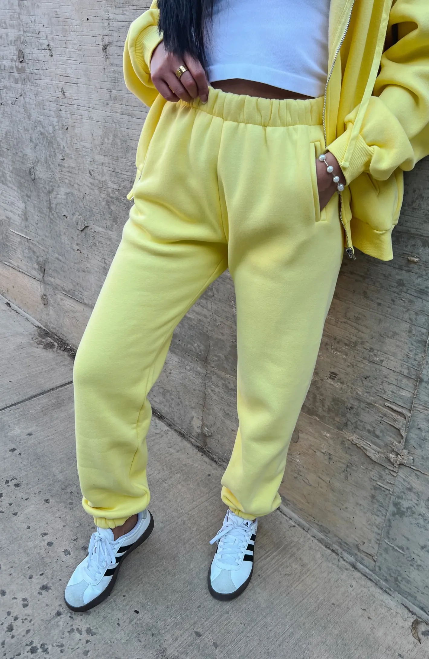 GOLDEN GLOW JOGGERS
