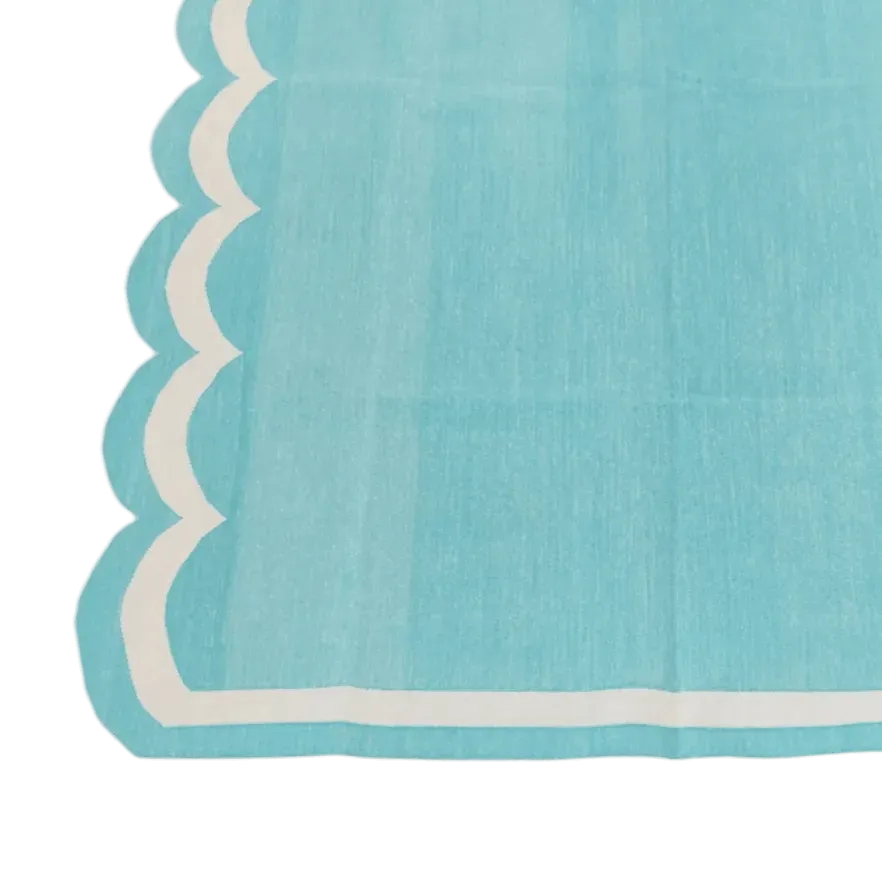 Handwoven Reversible Cotton Scalloped Rug - Blue
