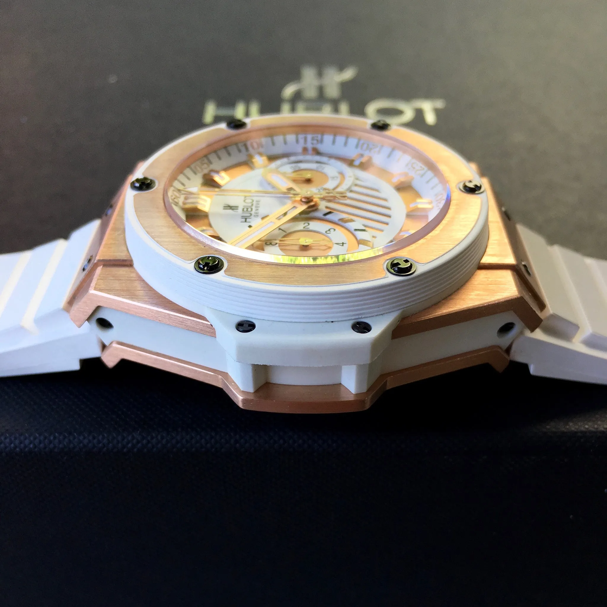 Hublot King Power Foudroyante 715.OE.2118.RW 18K Rose Gold Chronograph Watch