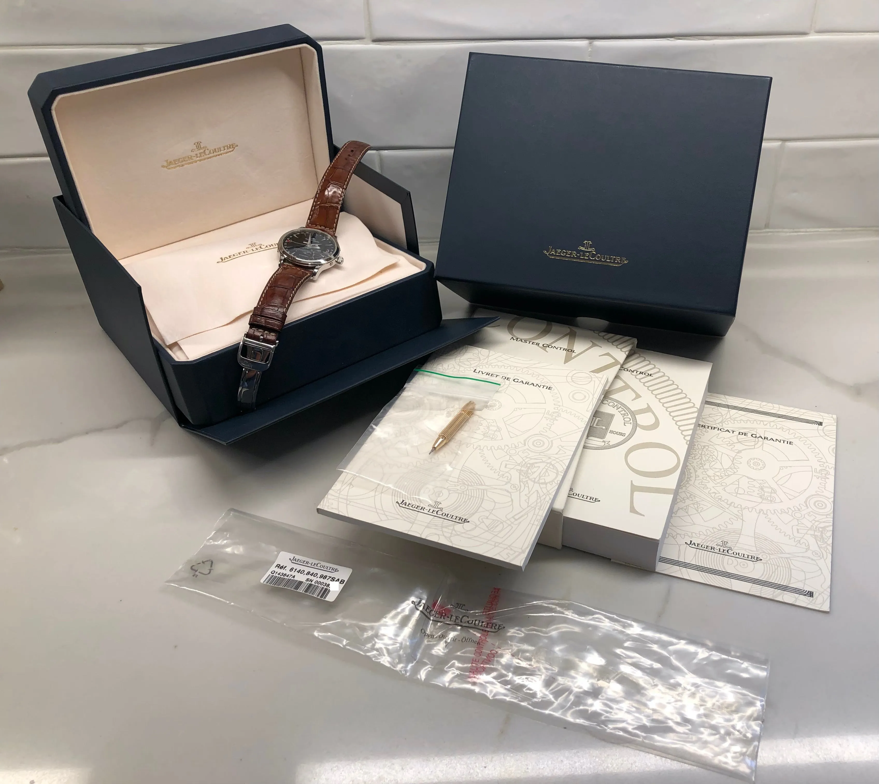 Jaeger LeCoultre Master Moon 140.8.98.S Stainless Steel Black Dial with Box and Papers
