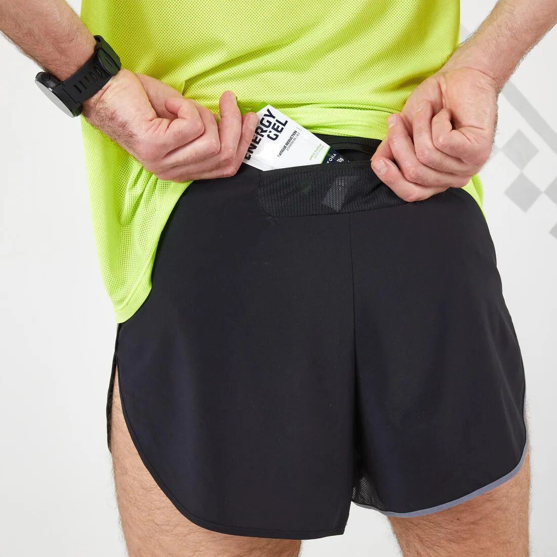 KIPRUN SPLIT MEN'S RUNNING SHORTS - BLACK/GREY