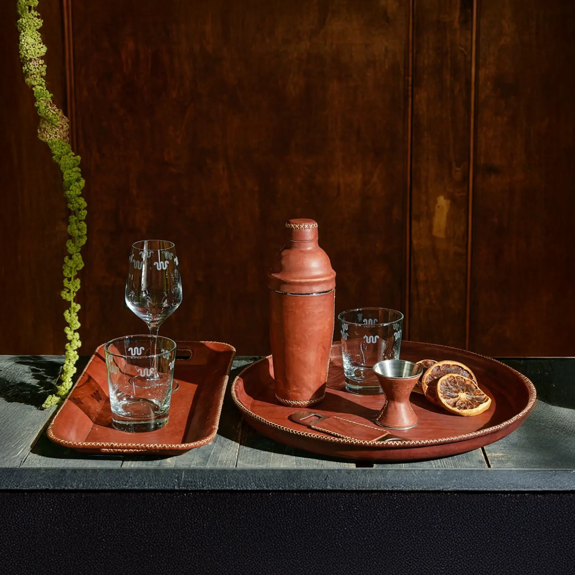 Mesero | 16" Round Serving Tray