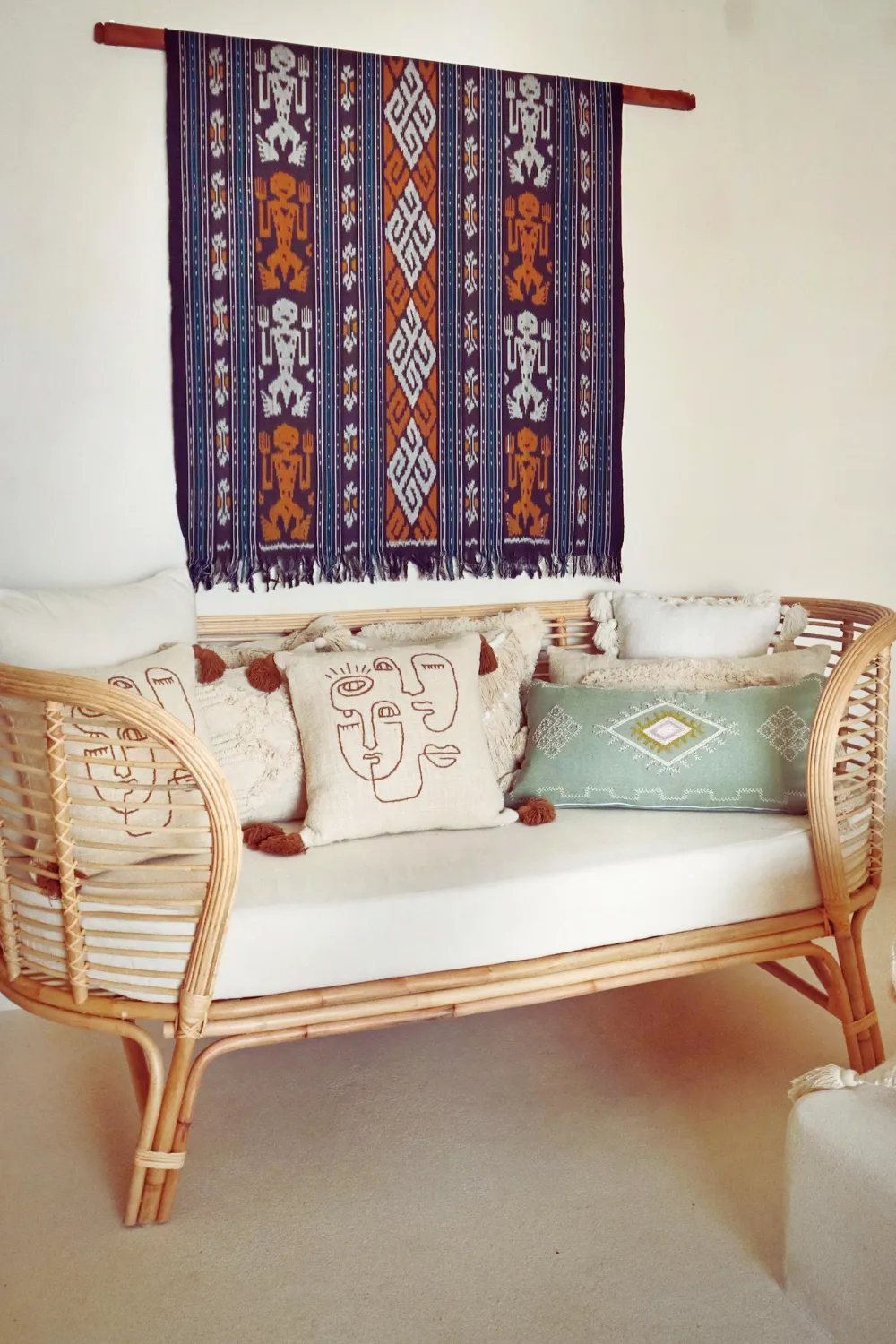 Nevaeh Hand-loomed Organic Cotton Throw Pillow Cover in Cream