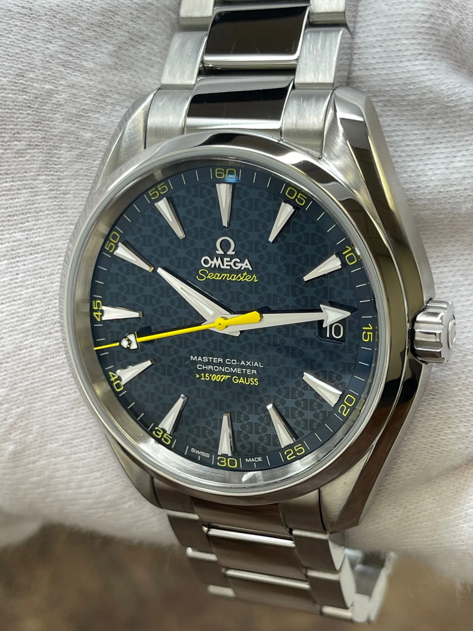Omega Seamaster Aqua Terra Spectre 007 James Bond 231.10.42.21.03.004 Blue Pattern Dial Automatic Men's Watch