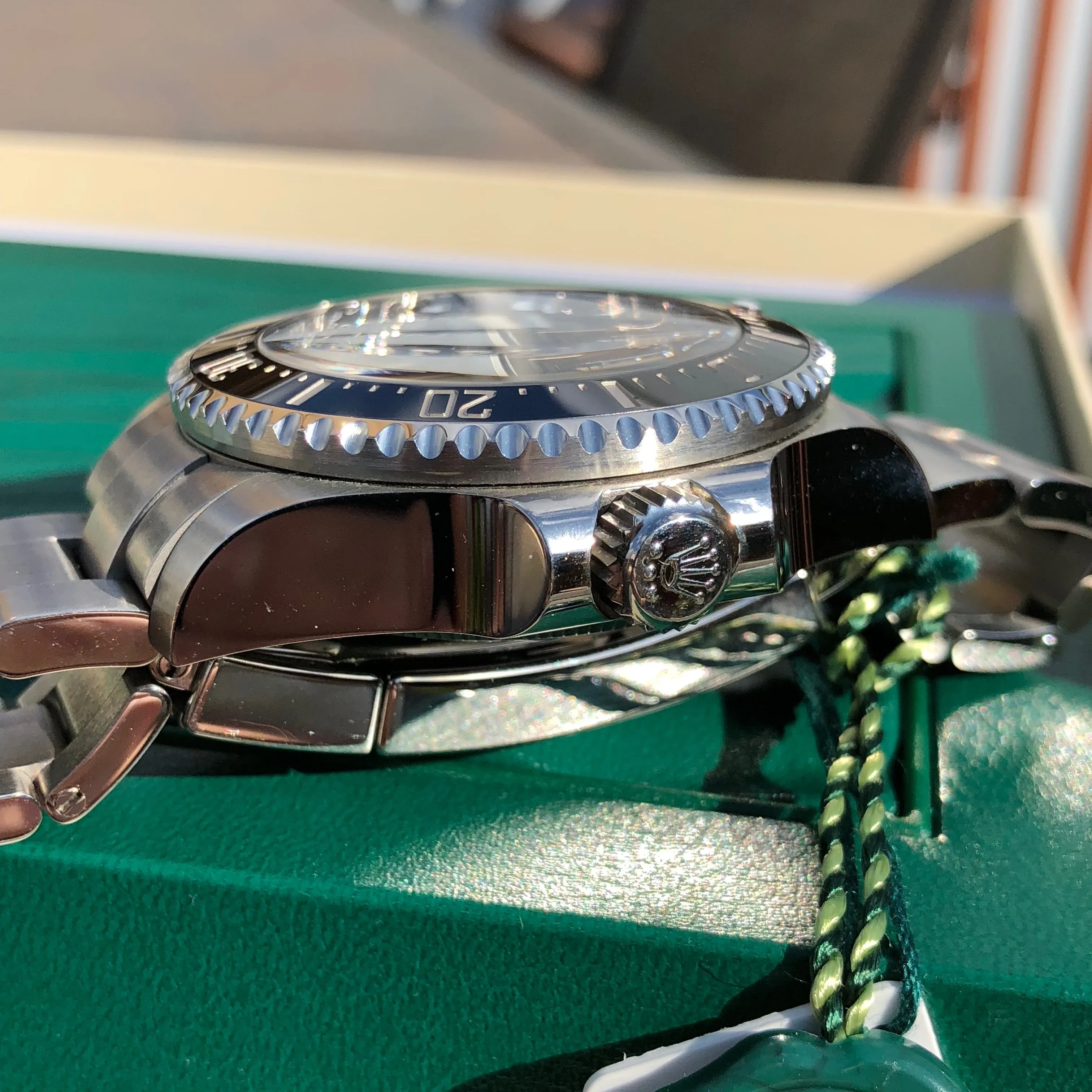 Rolex DeepSea Seadweller Deep Blue Ceramic 116660 James Cameron Wristwatch Box Papers