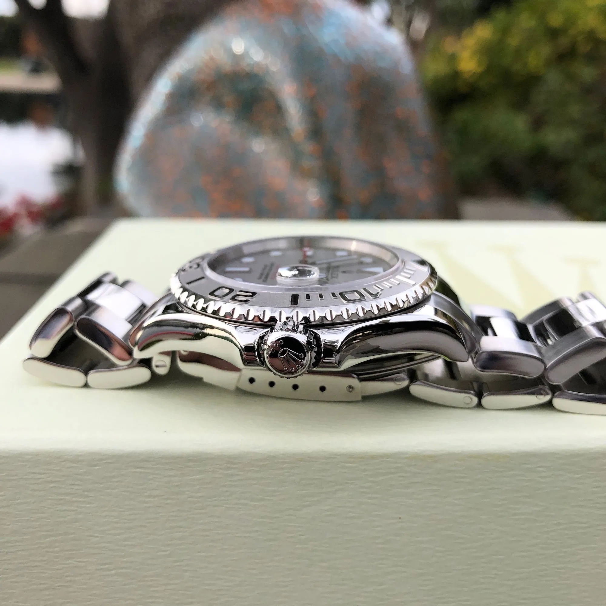 Rolex Yachtmaster 16622 Platinum 40mm Steel Oyster Z Serial Wristwatch Circa 2006