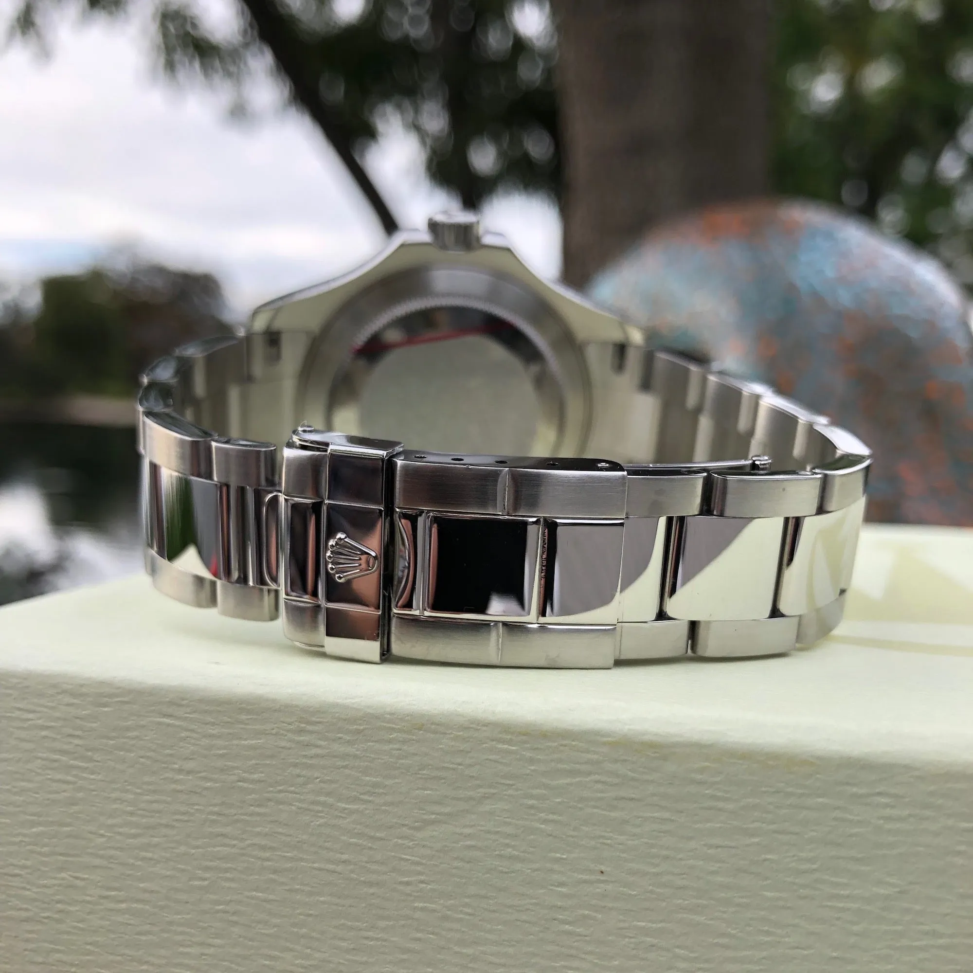 Rolex Yachtmaster 16622 Platinum 40mm Steel Oyster Z Serial Wristwatch Circa 2006