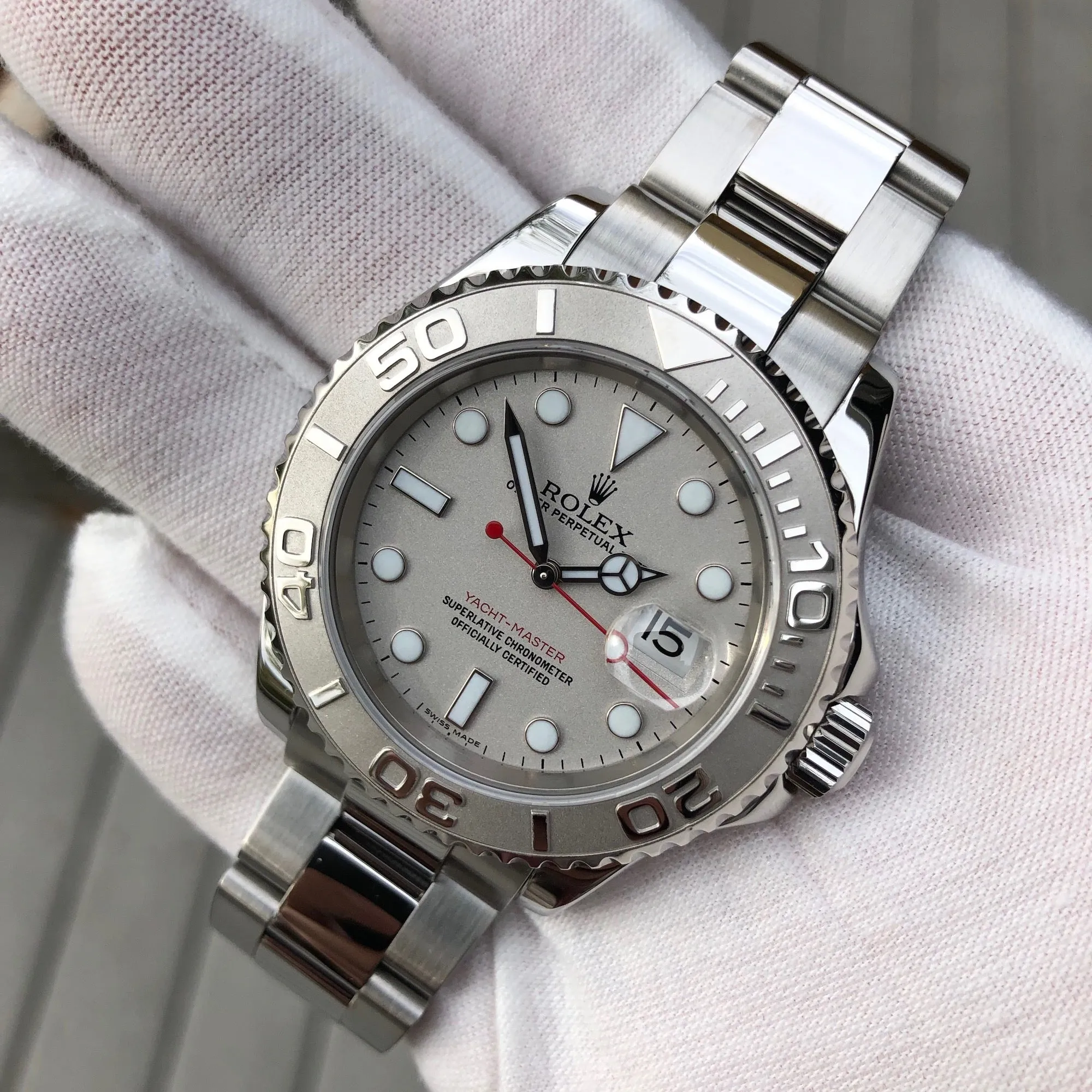Rolex Yachtmaster 16622 Platinum 40mm Steel Oyster Z Serial Wristwatch Circa 2006
