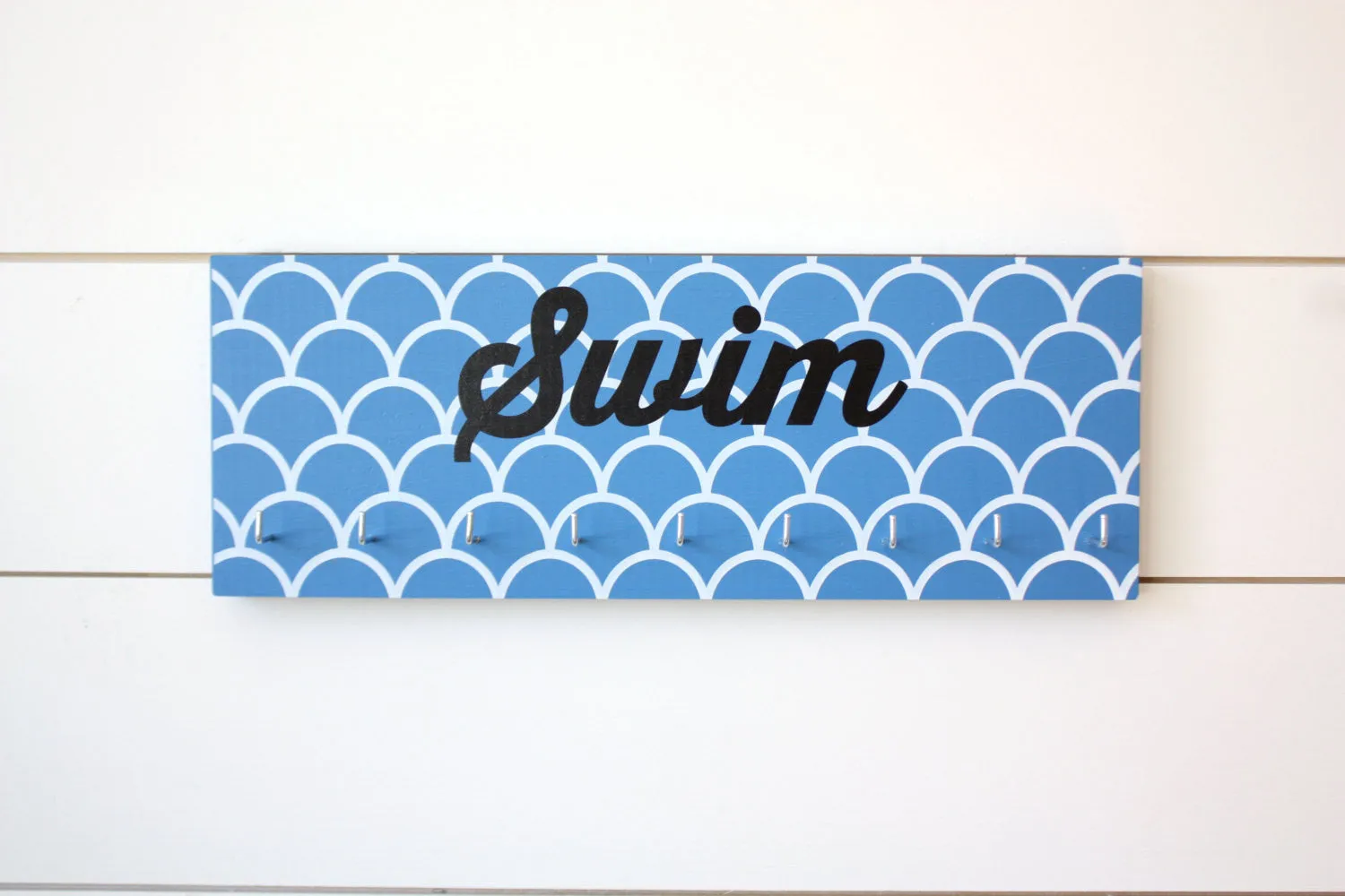 Swim Medal Holder w/ pattern - Medium