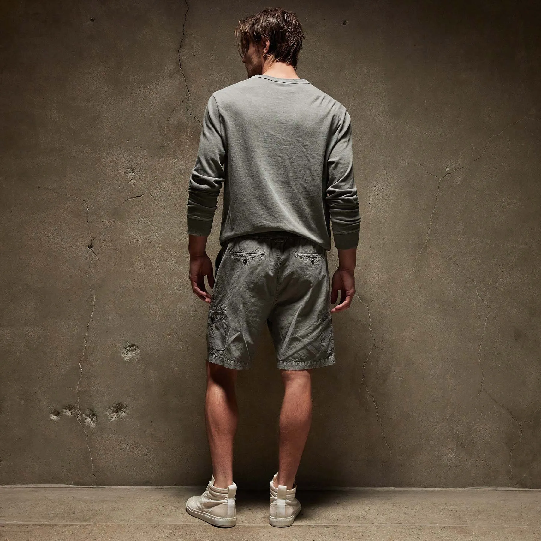 Textured Relaxed Short - Silver Grey Pigment