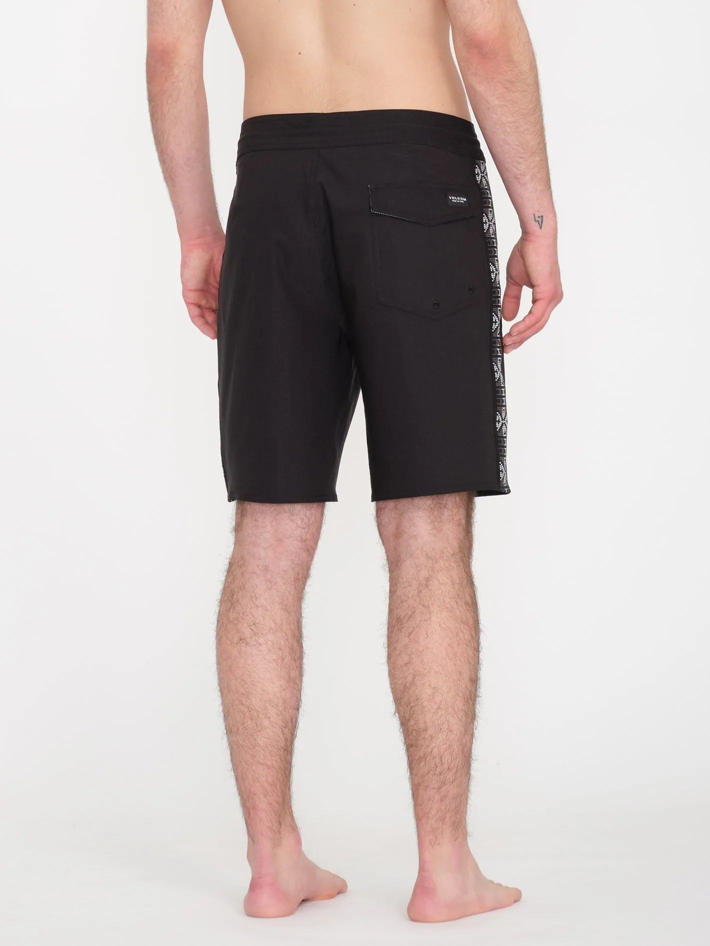 V Ent Hockey Dad Stoney 19" Boardshort - BLACK