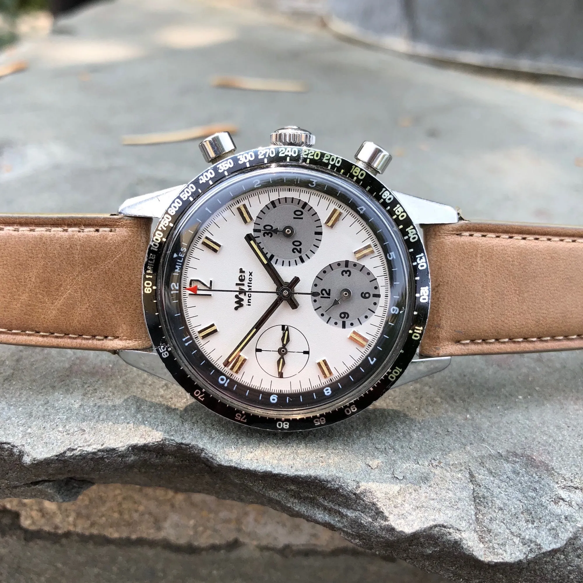 Vintage Wyler Incaflex 1502 Lifeguard Steel Valjoux 72 Chronograph Manual Wristwatch