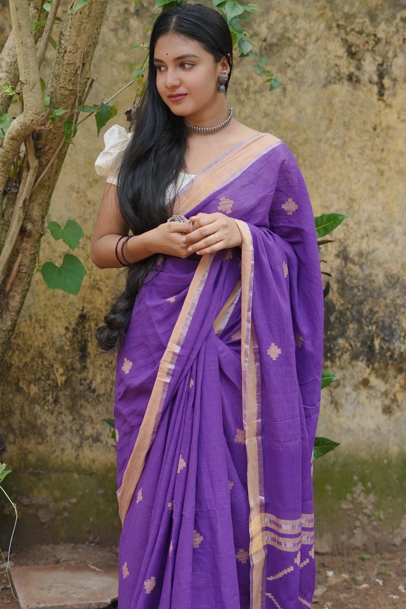 Weaves of Bengal - Sitara - Purple handloom cotton saree with zari border