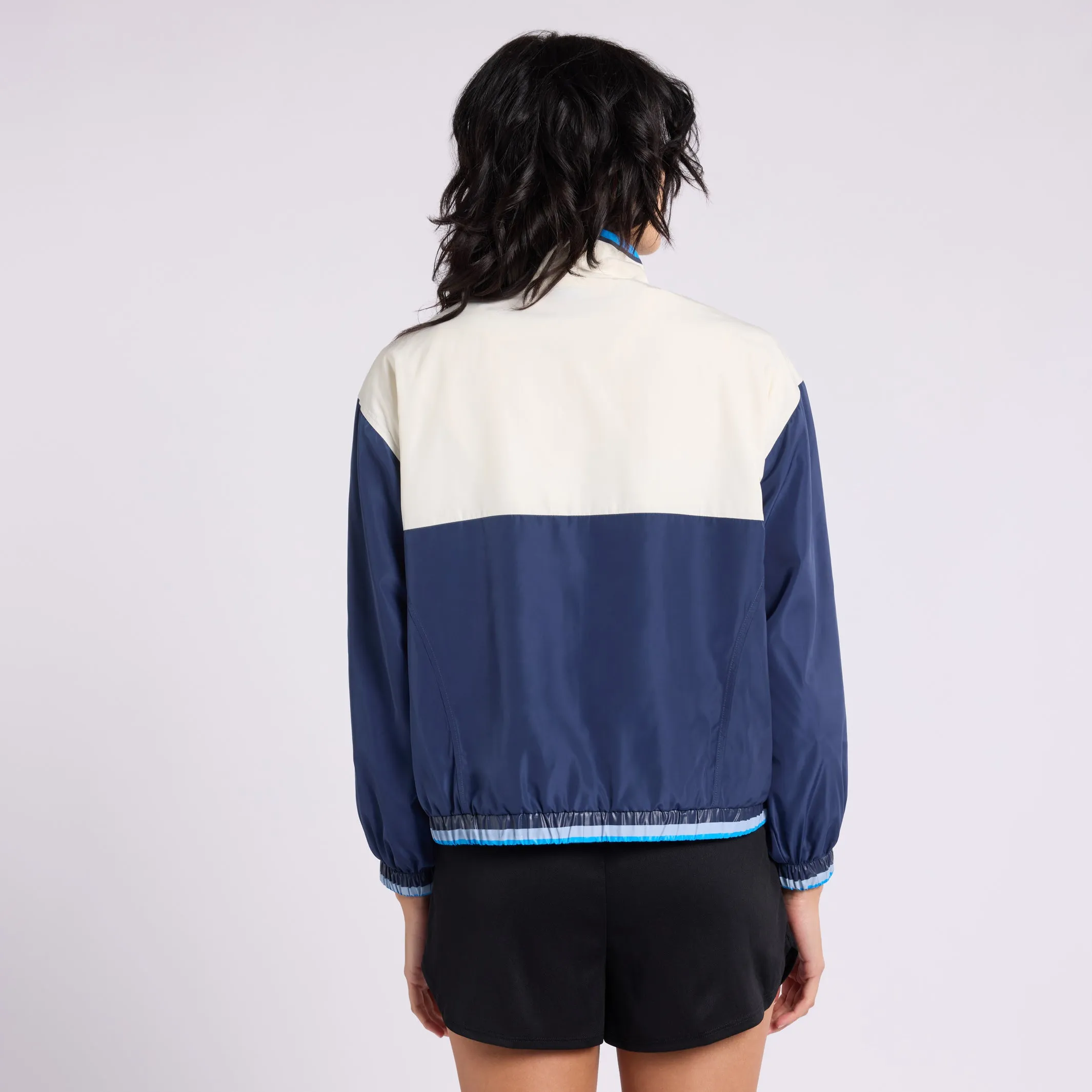 Women's Jacket AO Baseline